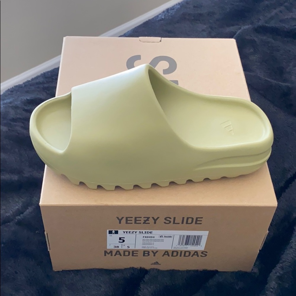 Yeezy Slides